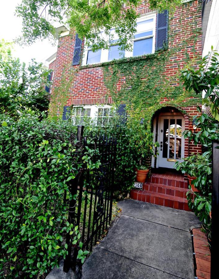 Refuge In The Heart Of Montrose Houston Exterior foto